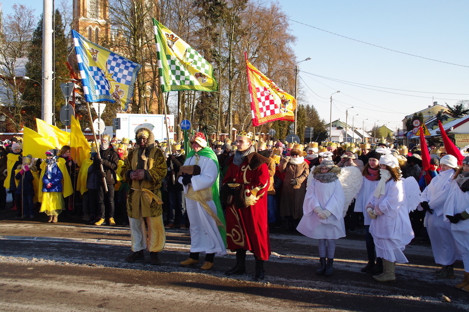 Orszak Trzech Króli przeszedł ulicami Parczewa (zdjęcia) - Zdjęcie główne