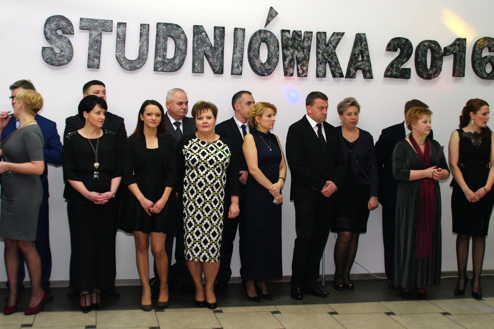 Studniówka 2016 w ZSCKR w Jabłoniu - Zdjęcie główne