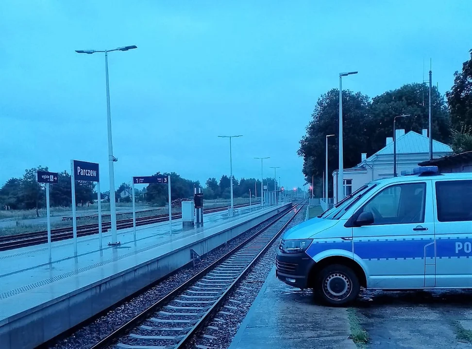 Parczew: Ukrainka miała przyjechać do pracy. Wsiadła do pociągu i zaginęła - Zdjęcie główne