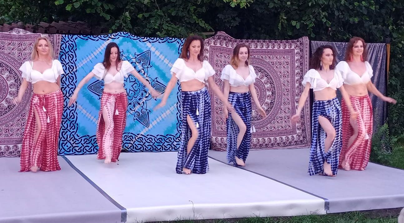 Gmina Sosnowica: Niecodzienny pokaz tańca orientalnego - Zdjęcie główne