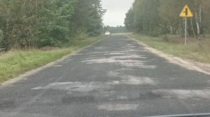 Jest szansa, że "najgorsza droga w powiecie parczewskim" zostanie odnowiona - Zdjęcie główne
