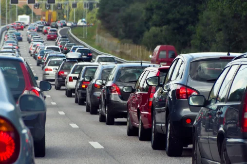 Korki drogowe: Jedziesz z Puław do Lublina? Kierowcy postoją na Al. Racławickich - Zdjęcie główne