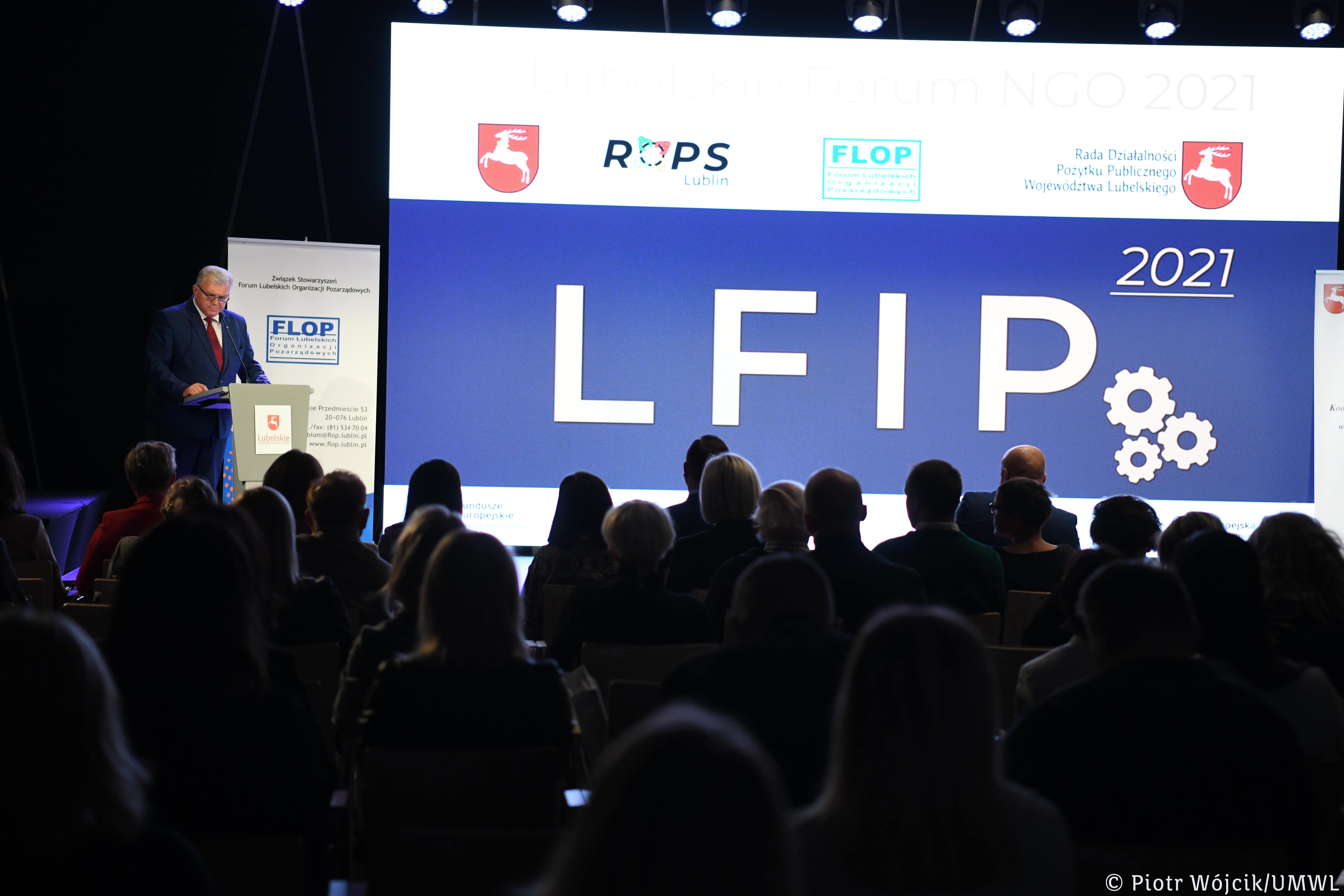 Lublin: VIII Lubelskie Forum NGO 2021. Nagrodzono organizacje pozarządowe i działaczy - Zdjęcie główne