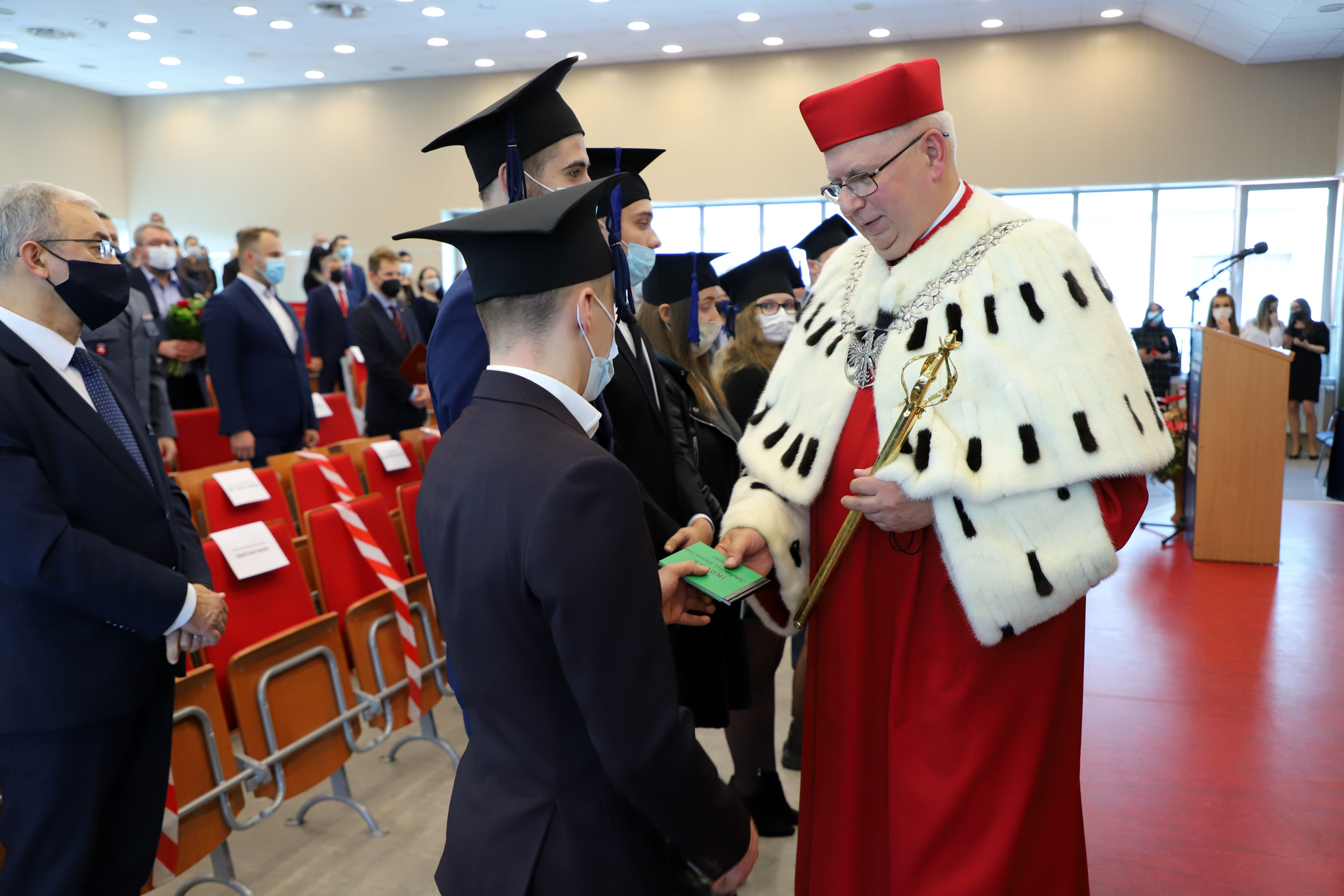 WSEI uroczyście zainaugurowała rok akademicki