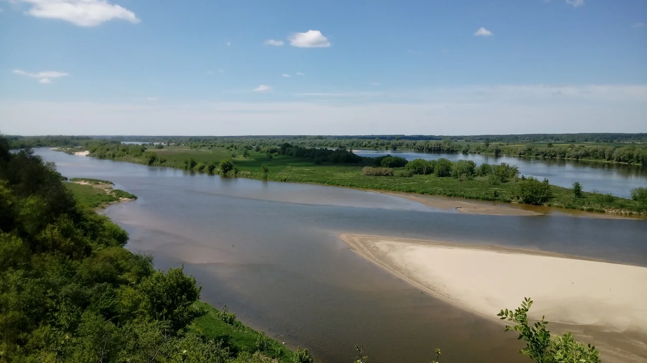 Pogotowie przeciwpowodziowe w powiecie - Zdjęcie główne