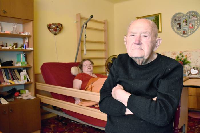 90-letni emerytowany pułkownik: Umrę, bo pomoc po tej drodze nie dojedzie - Zdjęcie główne