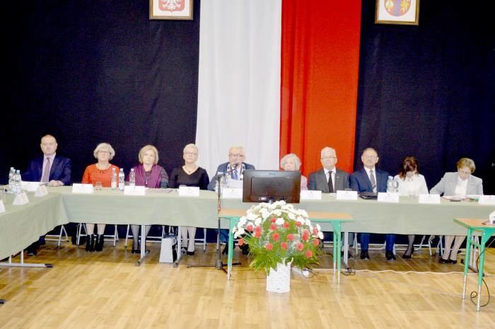 Gm. Puławy: Radni wywindowali sobie diety - Zdjęcie główne