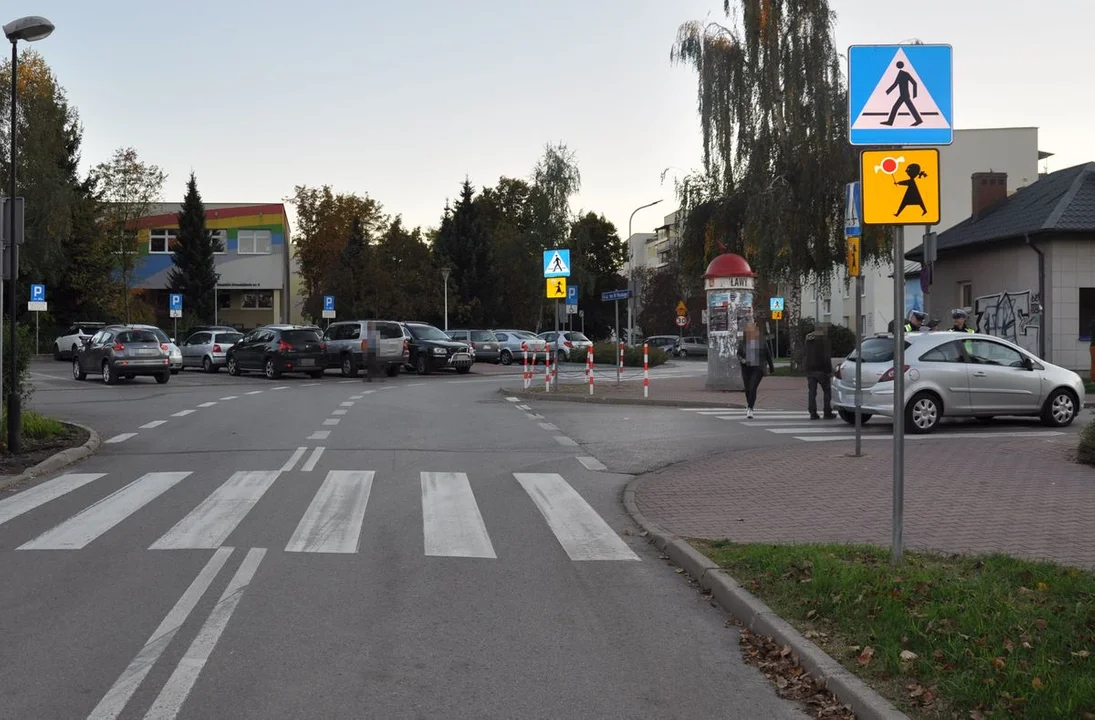 Potrącenia przy szkołach. Są poszkodowani - Zdjęcie główne