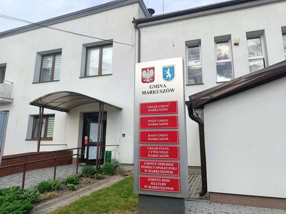 Markuszów: Przebudowa sieci wodociągowej w ul. Kościelnej - Zdjęcie główne