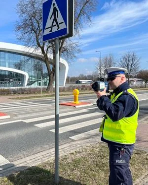 Piesi i kierowcy pod lupą policji - Zdjęcie główne