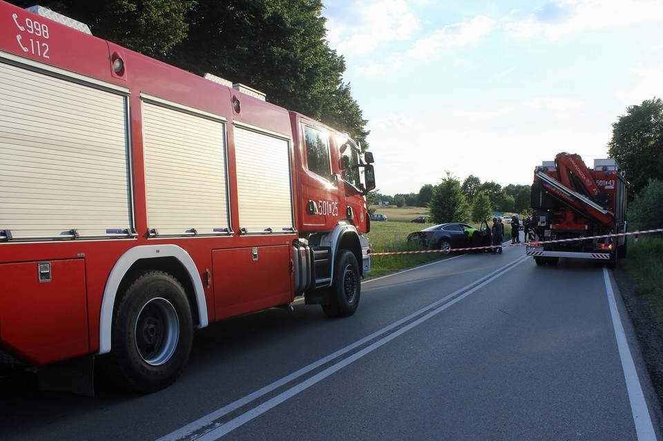 Wypadek w Opatkowicach. Jedna osoba w szpitalu (zdjęcia) - Zdjęcie główne