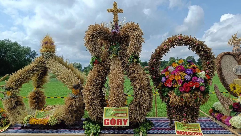 Dożynki w Markuszowie: "Aby nigdy nie zabrakło nam chleba!" (galeria) - Zdjęcie główne