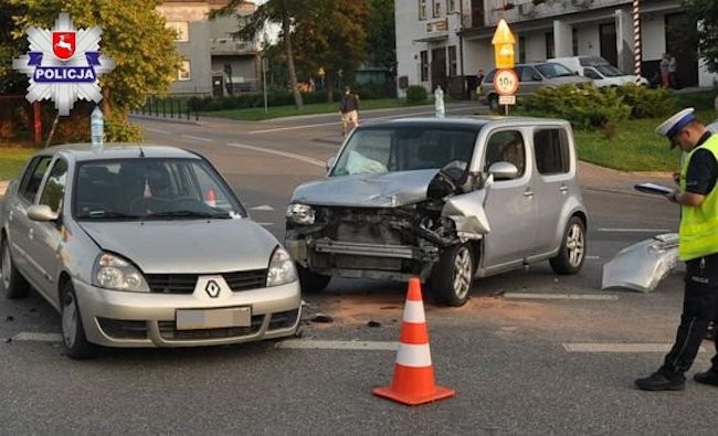 Wypadek na skrzyżowaniu w Kurowie - Zdjęcie główne