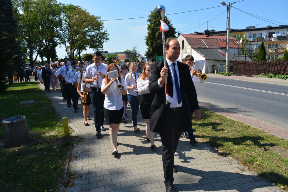 Dożynki Powiatowe w Kurowie. Na takie dożynki czeka się cały rok (fotorelacja) - Zdjęcie główne