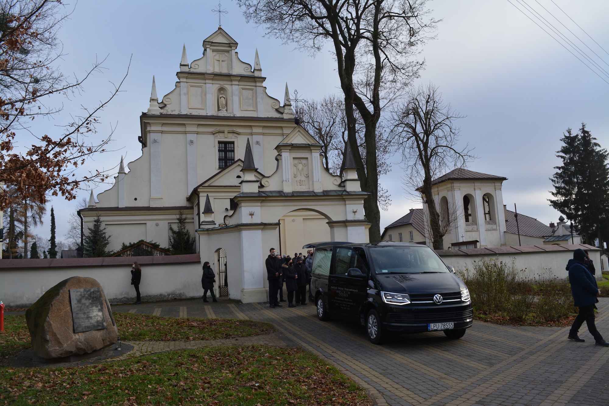 Ostatnie pożegnanie dyrektora Grzegorza Skwarka - Zdjęcie główne