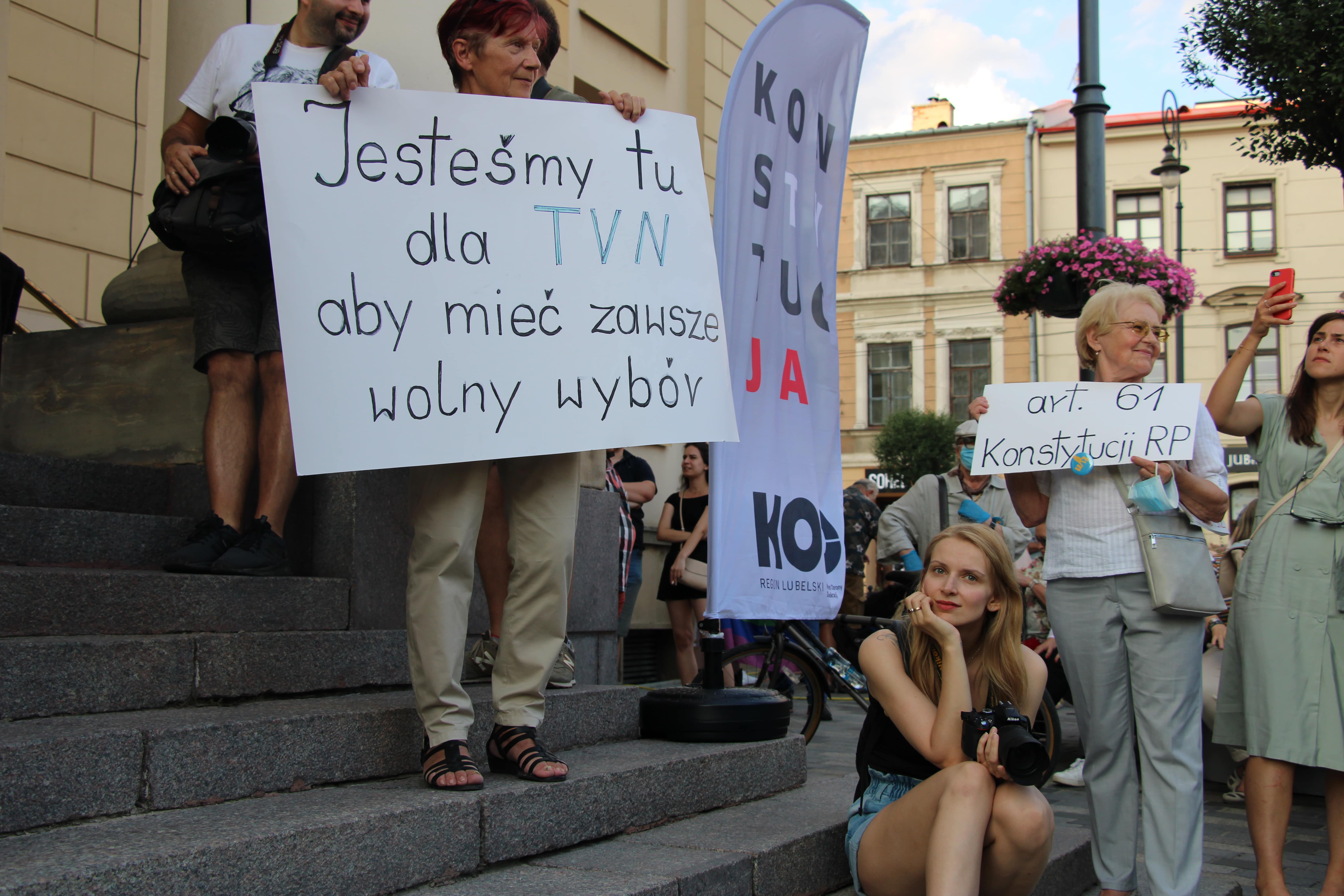 Pikieta "Wolne media Wolni ludzie Wolna Polska" w Lublinie