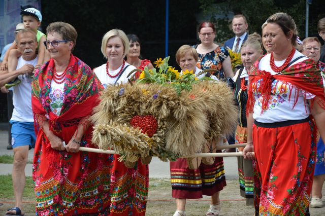 Korowód dożynkowy