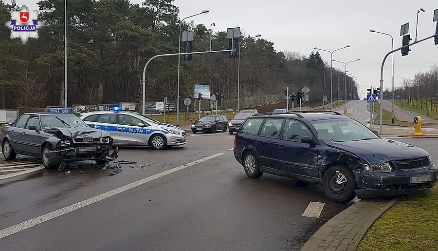 Wymusił pierwszeństwo na skrzyżowaniu z sygnalizacją - Zdjęcie główne