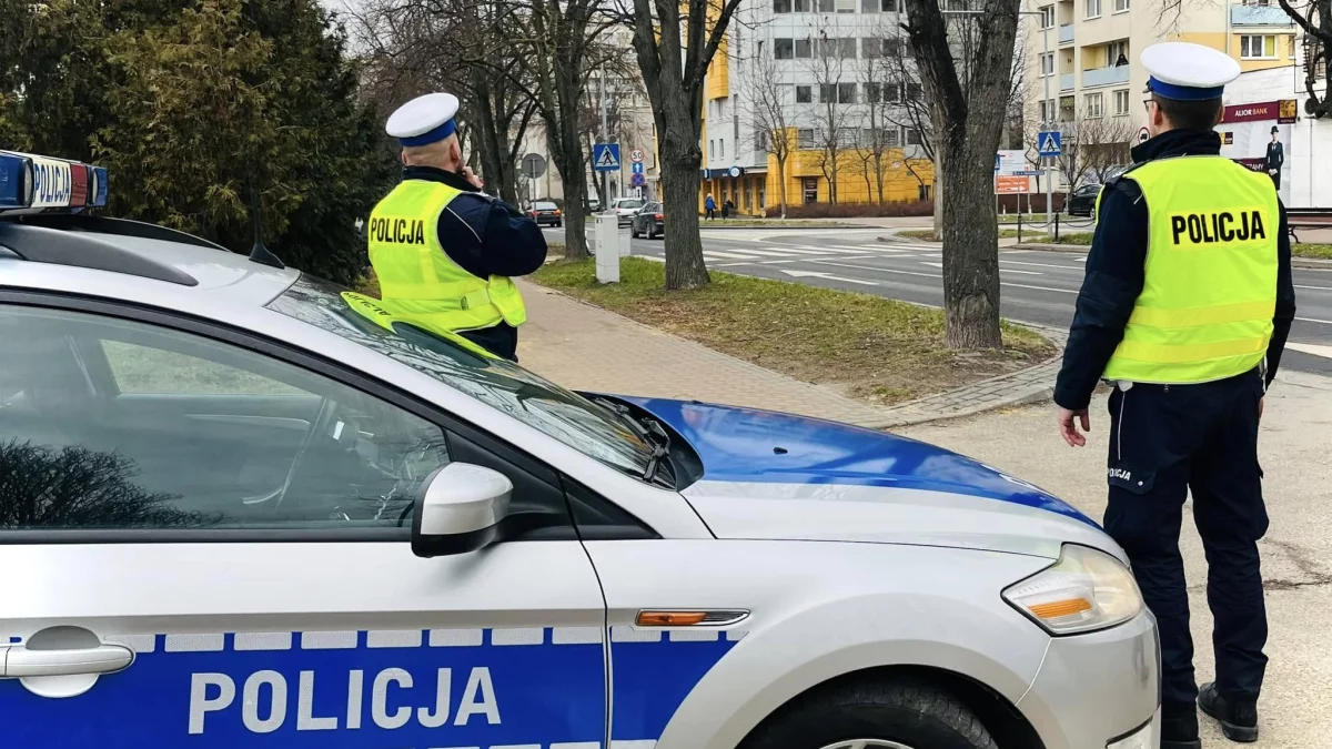 Policja sprawdza, jak na ulicy zachowują się piesi - Zdjęcie główne