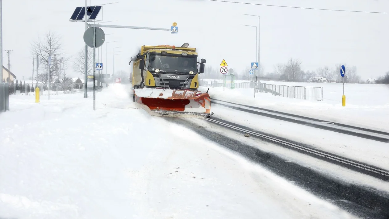 Zarząd Dróg Wojewódzkich rozpoczyna sezon zimowy - Zdjęcie główne