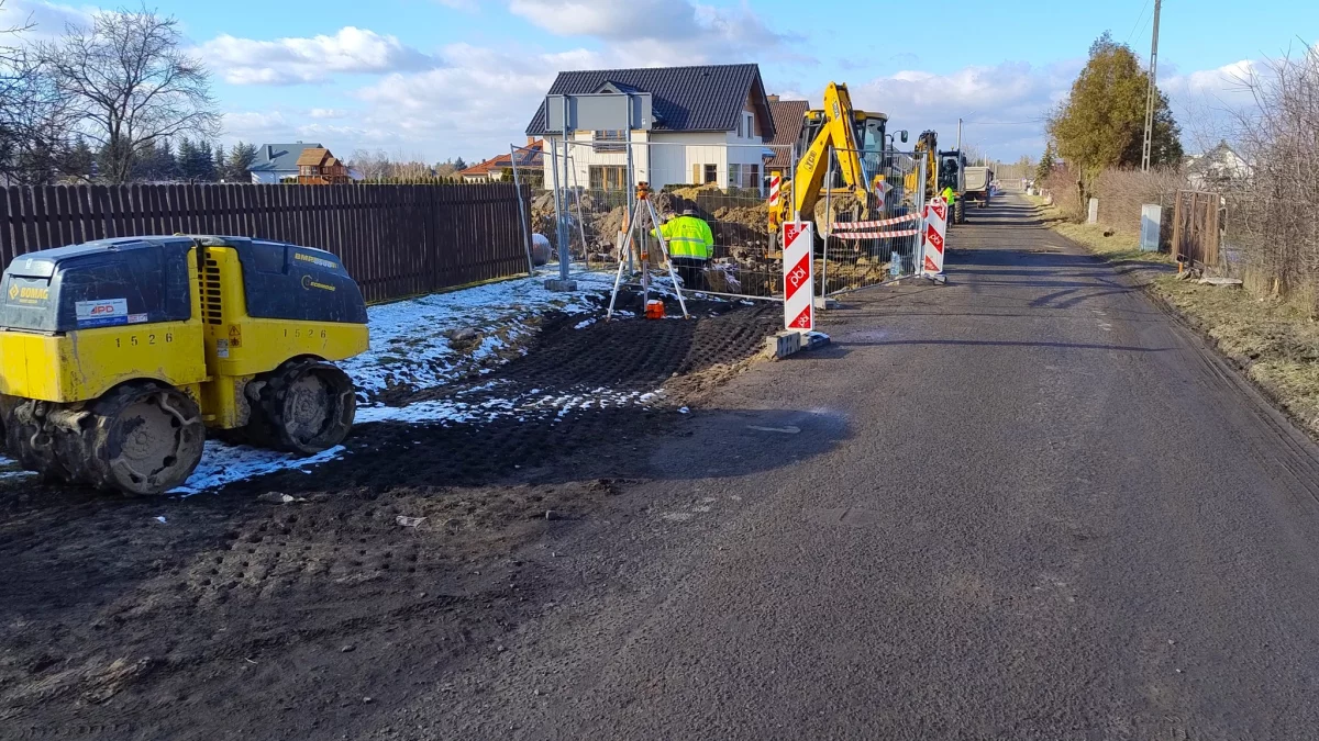 Klikawa: Ulica Akacjowa i Klonowa w przebudowie - Zdjęcie główne