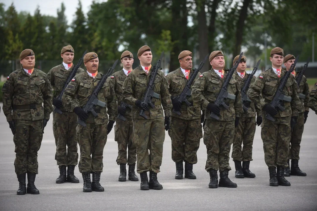 Święto Wojska Polskiego: piknik w Nałęczowie, grochówka i pokazy - Zdjęcie główne