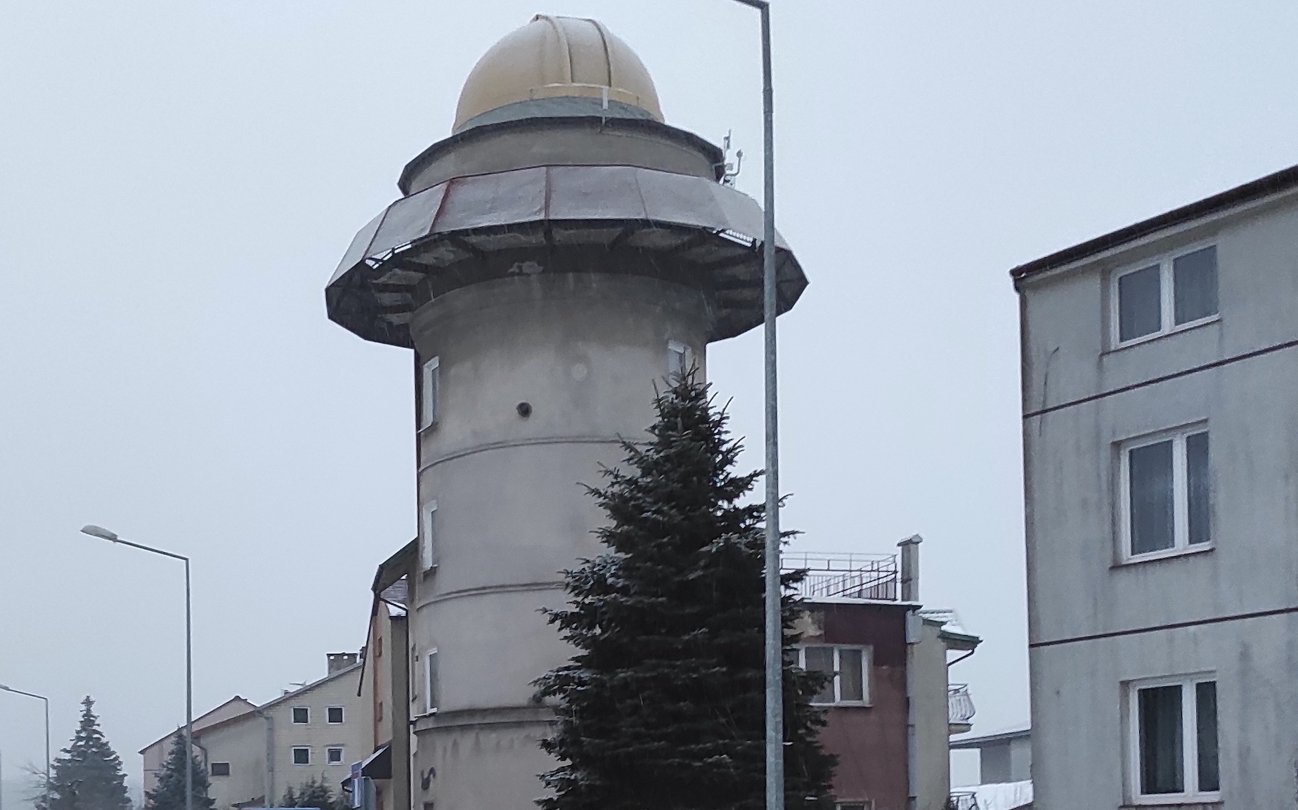 Coraz bliżej do remontu puławskiego obserwatorium - Zdjęcie główne