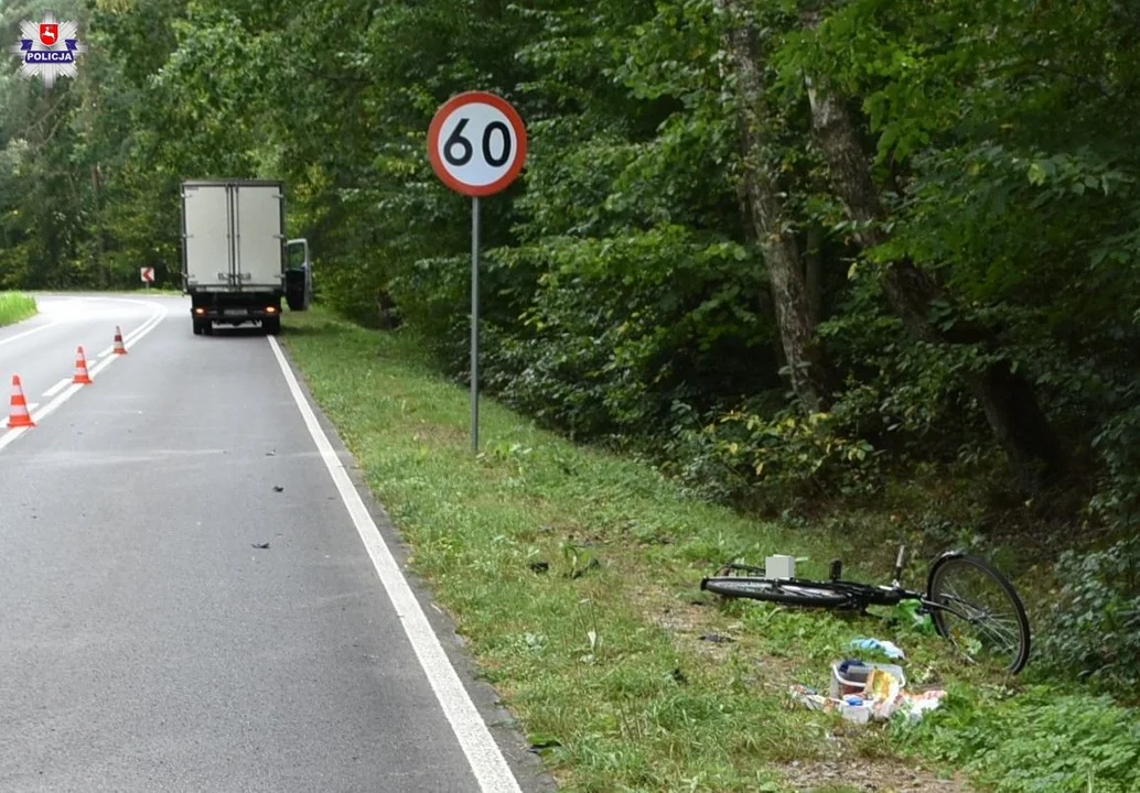 Powiat radzyński: Samochód potrącił rowerzystkę. Kobieta trafiła do szpitala - Zdjęcie główne