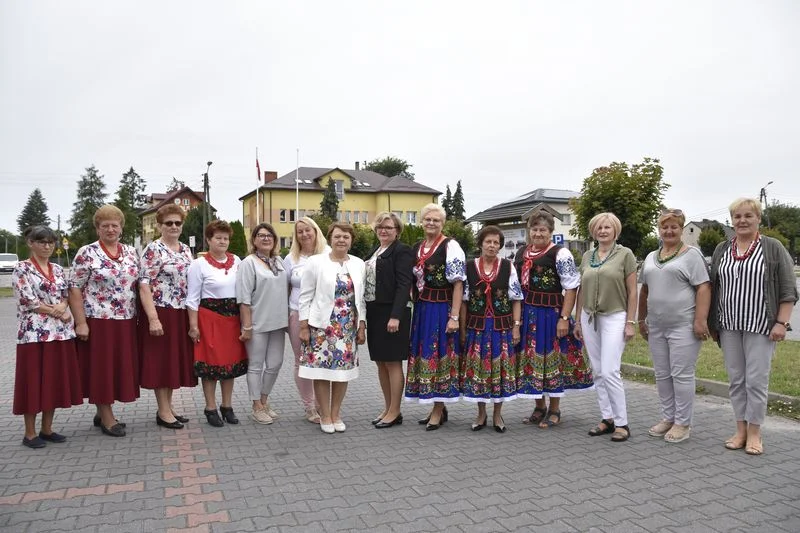 Gm. Kąkolewnica: 5 Kół Gospodyń Wiejskich w finale "Kobieta Gospodarna Wyjątkowa" - Zdjęcie główne