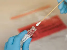 Od dzisiaj  w Punkcie Pobrań przy szpitalu można wykonać bezpłatnie szybkie testy antygenowe - Zdjęcie główne