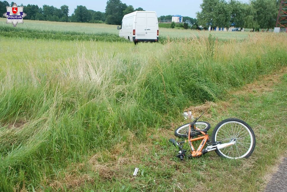 Powiat radzyński: kierowca potrącił dziecko. 7-latek jechał rowerem - Zdjęcie główne