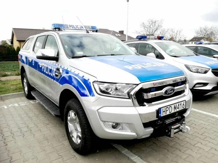 Radzyń Podlaski: policjant drogówki zginął od postrzału w  komendzie  - Zdjęcie główne