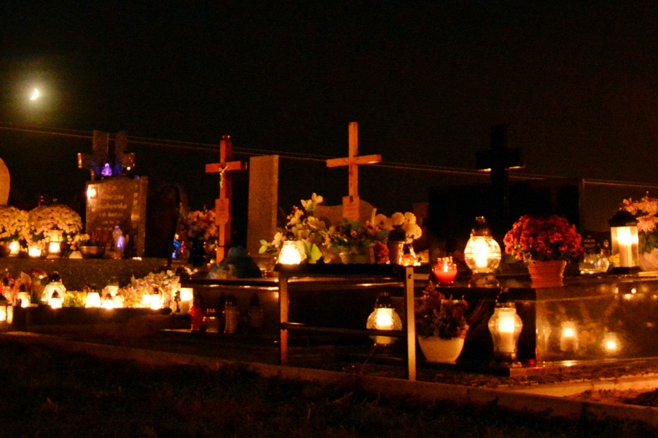 Dzień Zaduszny - msze św.  - Zdjęcie główne
