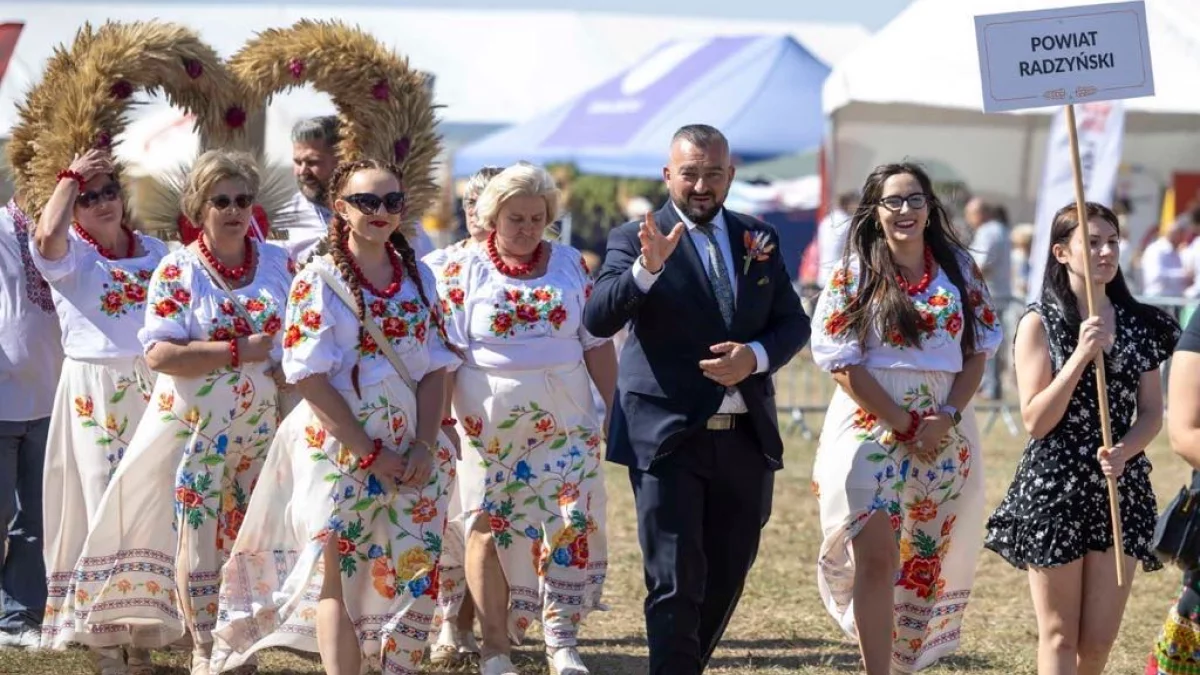 KGW Słoneczna Dolina w Lichtach reprezentowało Powiat Radzyński na Dożynkach Wojewódzkich w Radawcu - Zdjęcie główne