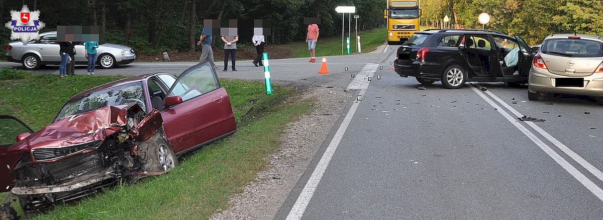 Stasinów: Nie ustąpiła pierwszeństwa skręcając w lewo - Zdjęcie główne