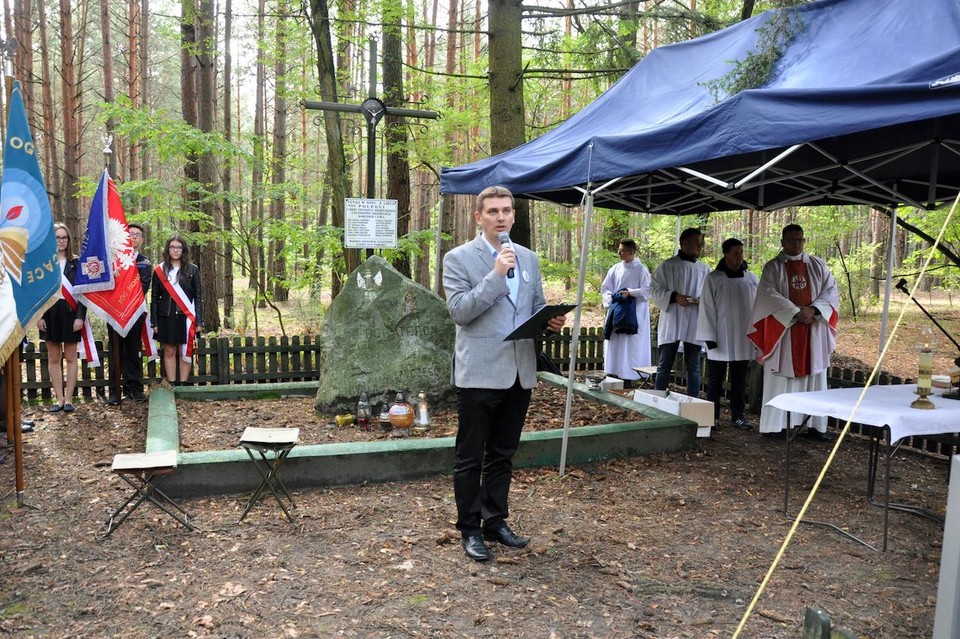 „Warto żyć, trudzić się a nawet umierać dla wielkiej i słusznej sprawy” - Zdjęcie główne