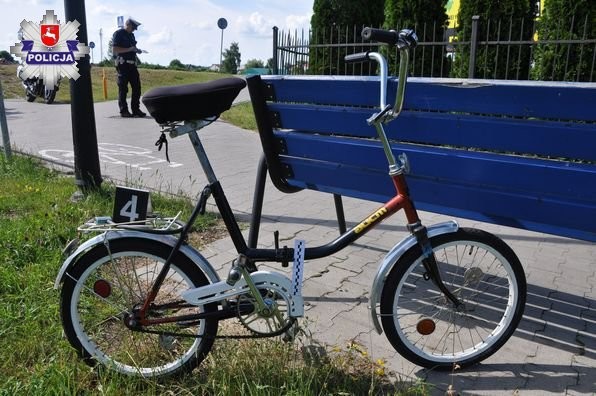 Czołowe zderzenie dwóch rowerzystek - Zdjęcie główne