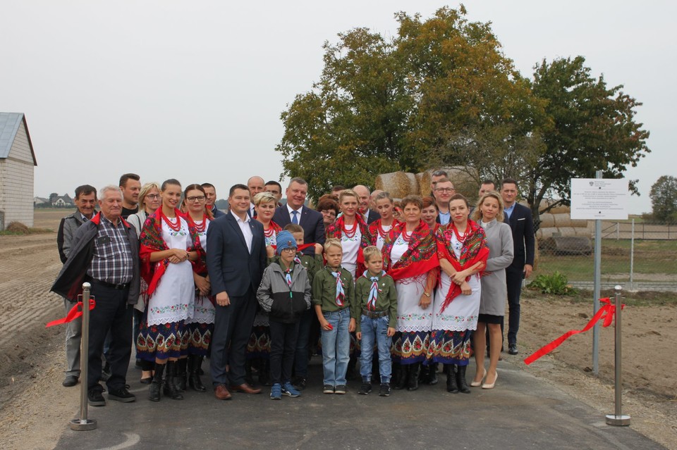 Pięć nowych odcinków dróg w gm. Borki - Zdjęcie główne