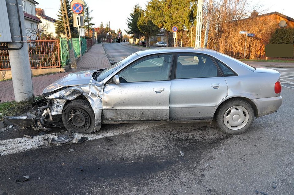 Wypadek na krzyżówce w Radzyniu Podlaskim - Zdjęcie główne