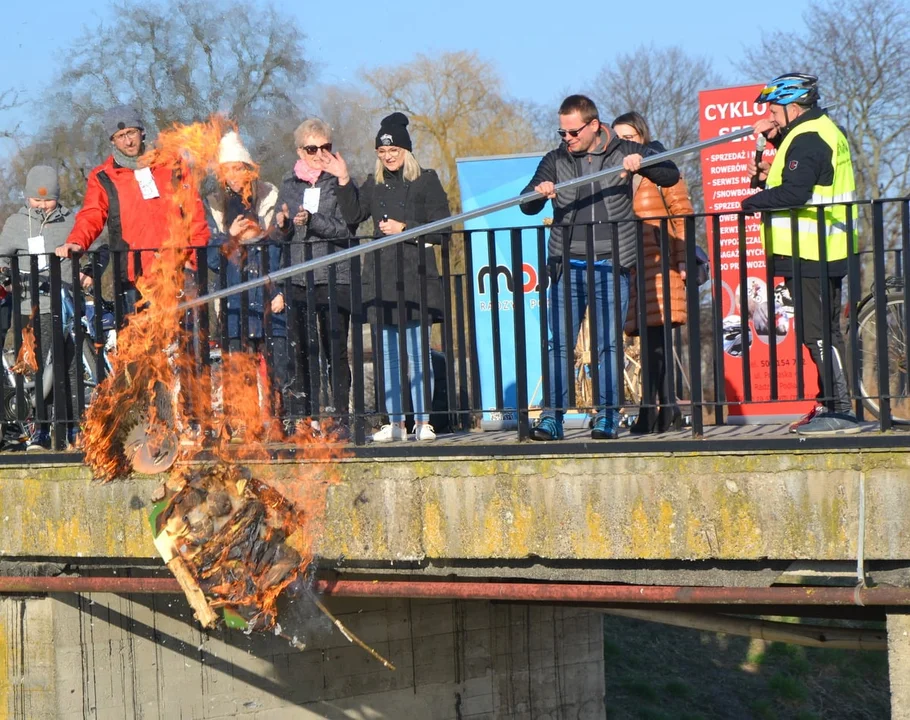 Na rowerach przywieźli Wiosnę. Rowerowe "Dzień Dobry Wiosno" w Radzyniu 2022  - Zdjęcie główne