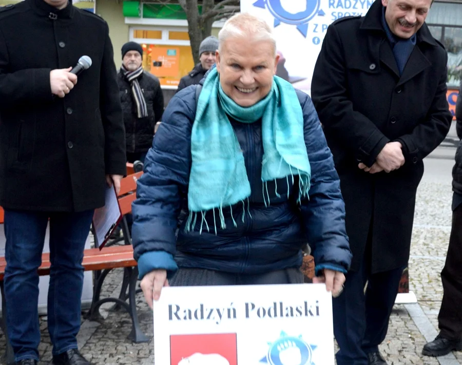 Elżbieta Dzikowska jako pierwsza zostanie Honorowym Obywatelem Powiatu Radzyńskiego  - Zdjęcie główne