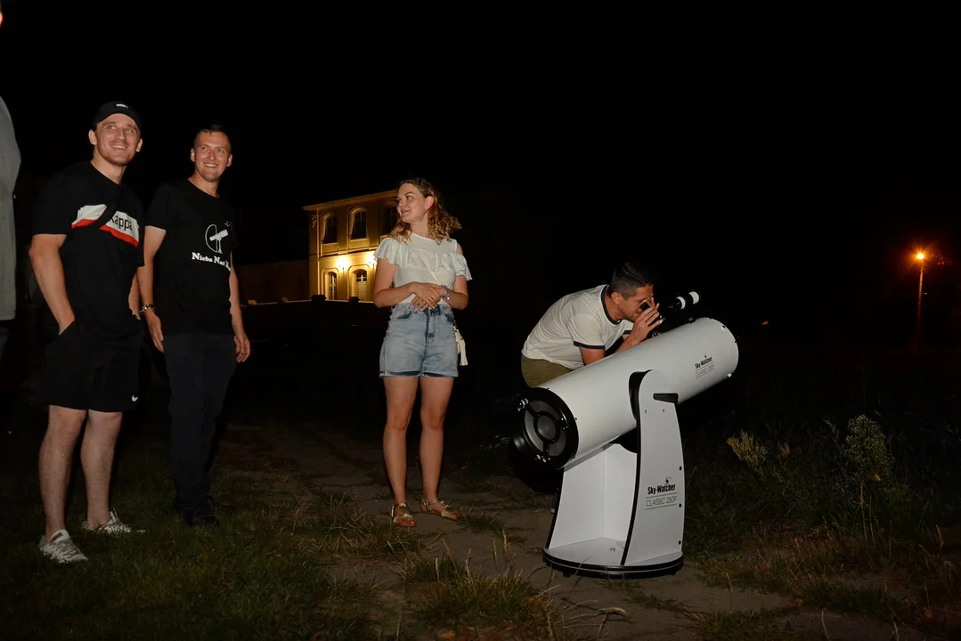 Radzyńskie Koło Astronomiczne zaprasza na wspólne oglądanie Księżyca - Zdjęcie główne