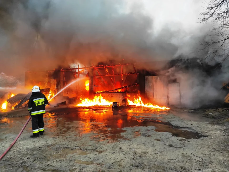 Pożar budynku gospodarczego w Kwasówce