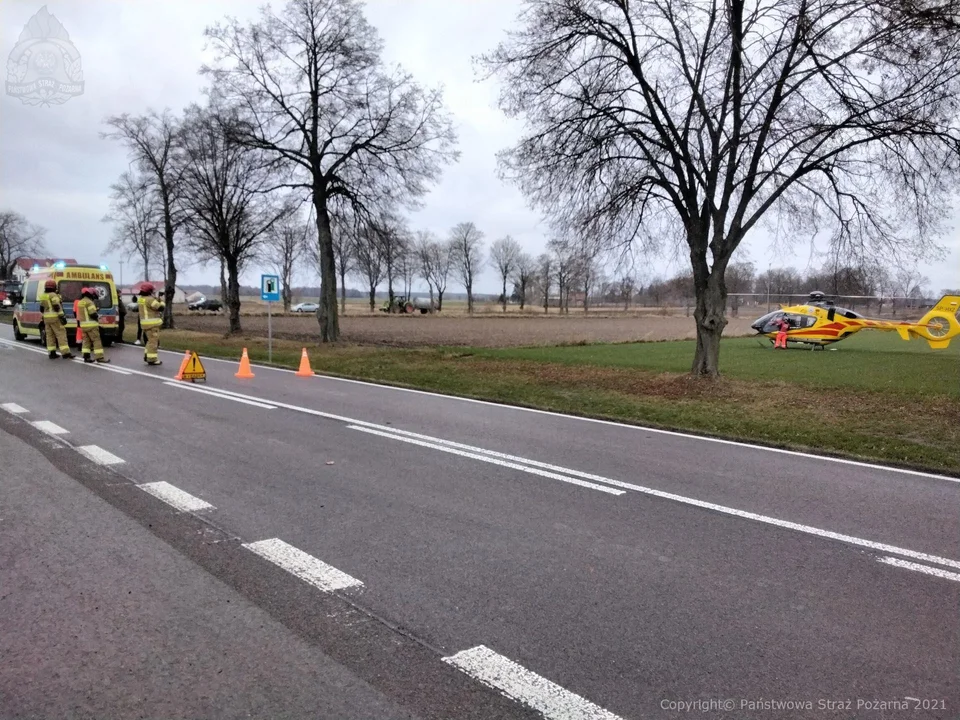 W Bojanówce, na drodze krajowej 63 zderzyły się dwa samochody  - Zdjęcie główne