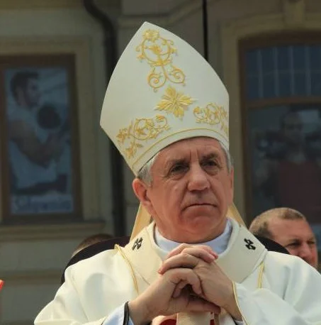 Papież przyjął rezygnację abp. Andrzeja Dzięgi z posługi arcybiskupa metropolity szczecińsko-kamieńskiego - Zdjęcie główne