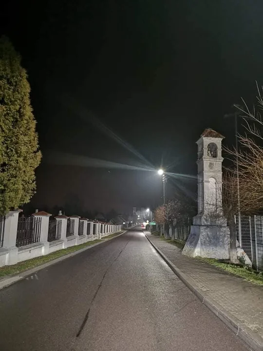 Czemierniki również mają nowe oświetlenie ulic. O dziwo, u nich jest jaśniej niż w Radzyniu  - Zdjęcie główne