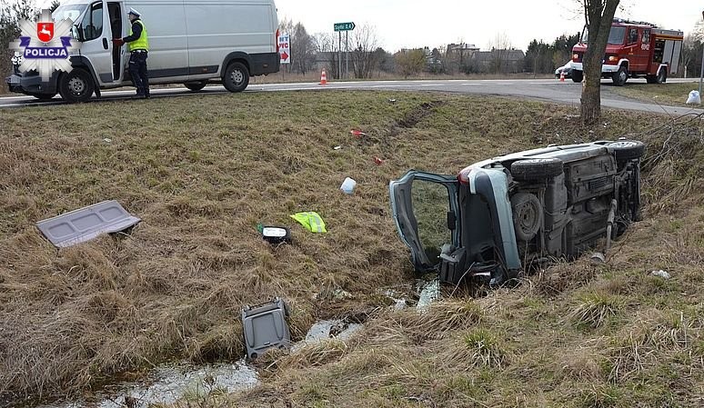 Wjechał w tył citroena i zepchnął go z jezdni - Zdjęcie główne