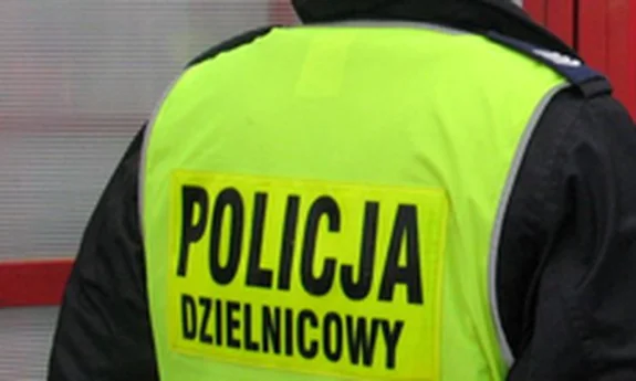 Radzyń Podlaski: Dzielnicowi jadąc do pracy rozpoznali poszukiwanego - Zdjęcie główne