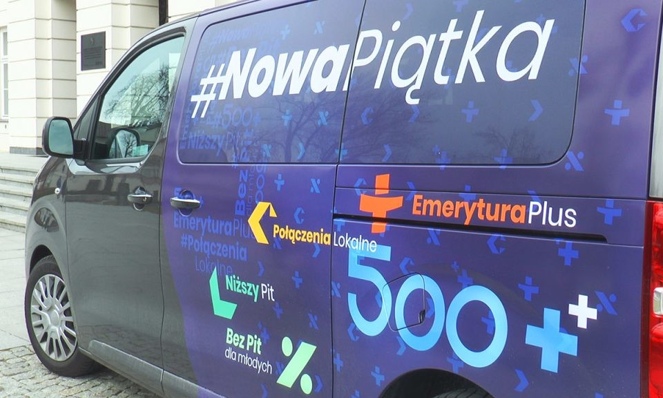 Bus "Nowa Piątka" w Wohyniu - Zdjęcie główne