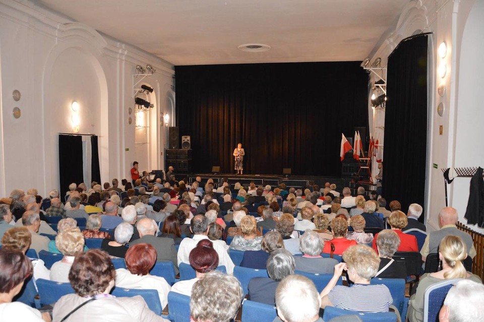 Koncert "Niepodległa, Niepokorna” oklaskiwany przez tłumy (zdjęcia) - Zdjęcie główne